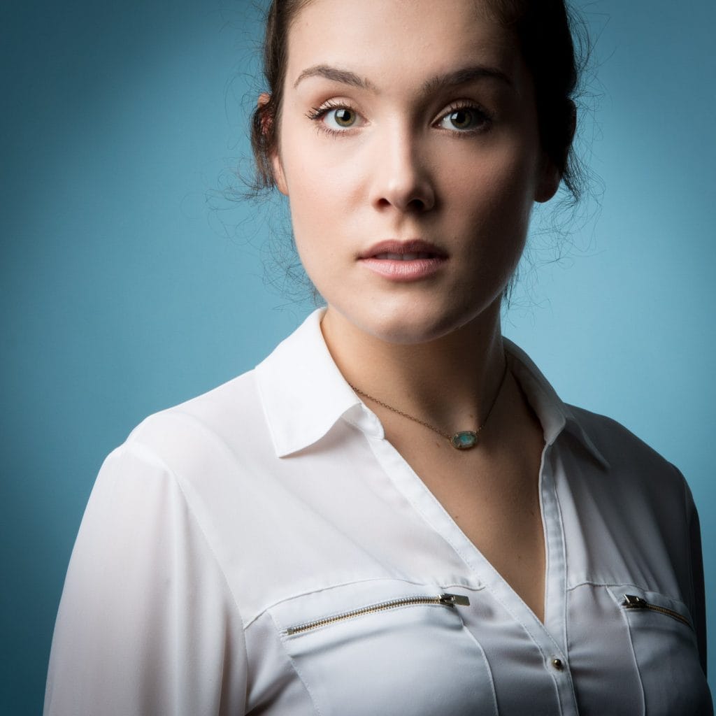 portrait professionnel femme réalisé au studio ah