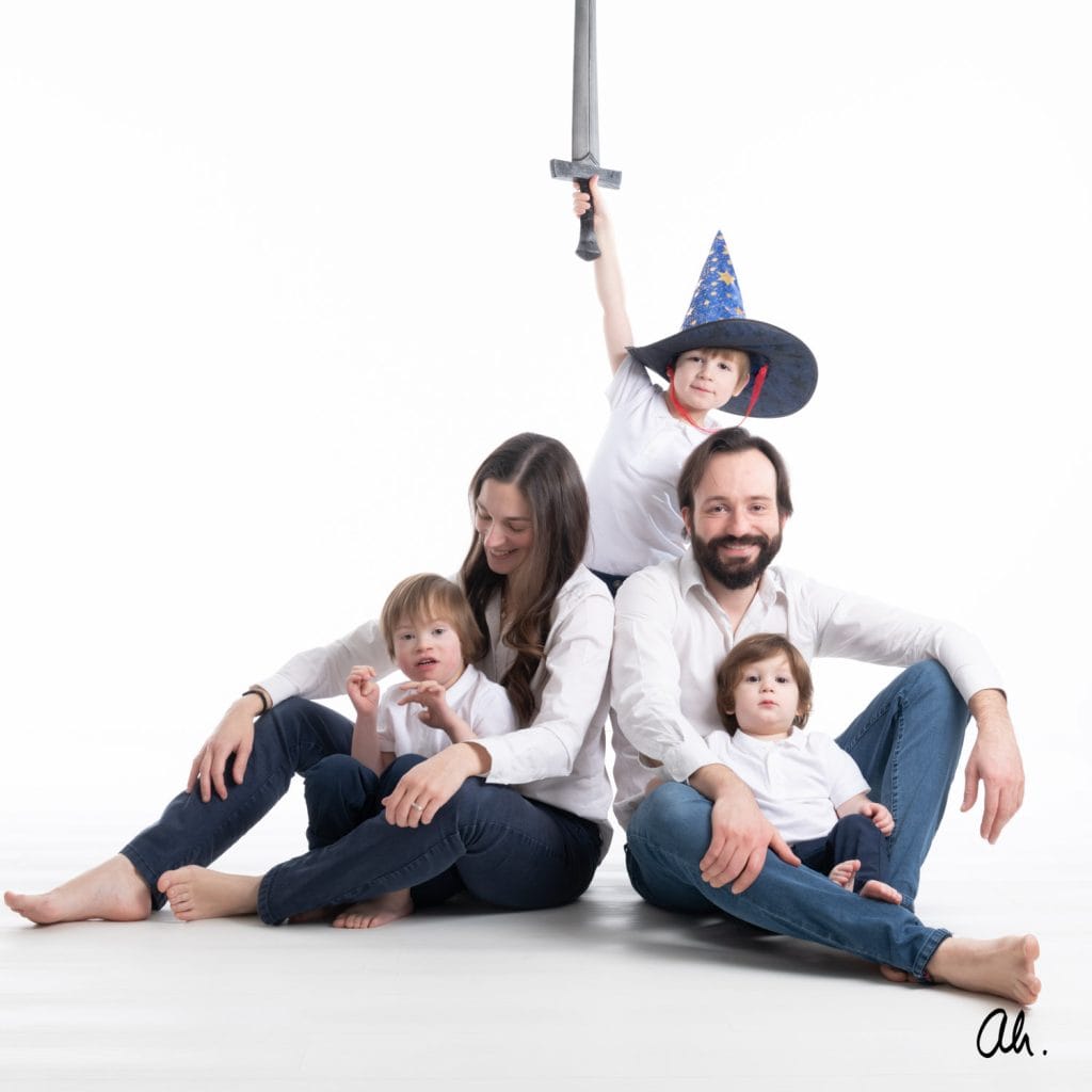 photo de famille costume enfants studio de photographie nantes